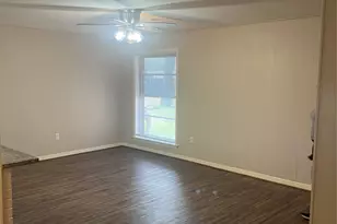 4805 Crepe Myrtle Ln, Pasadena, TX 77505 - Photo 9