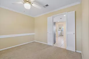 15002 Trowbridge Ct, Houston, TX 77062 - Photo 25