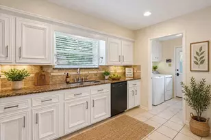 15002 Trowbridge Ct, Houston, TX 77062 - Photo 23