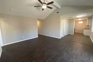 10419 Kirkhill Dr, Houston, TX 77089 - Photo 7