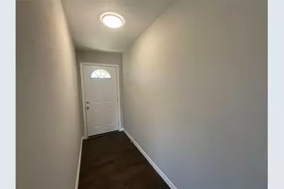 10419 Kirkhill Drive, Houston, TX 77089 - Photo 3