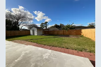 10419 Kirkhill Drive, Houston, TX 77089 - Photo 31