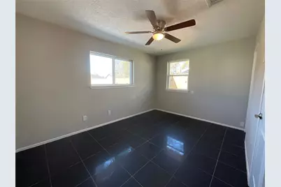 10419 Kirkhill Drive, Houston, TX 77089 - Photo 23