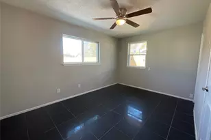 10419 Kirkhill Dr, Houston, TX 77089 - Photo 23