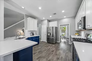 1418 Summer Forest Dr, Sugar Land, TX 77479 - Photo 17