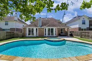 1418 Summer Forest Dr, Sugar Land, TX 77479 - Photo 29