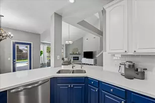 1418 Summer Forest Dr, Sugar Land, TX 77479 - Photo 15