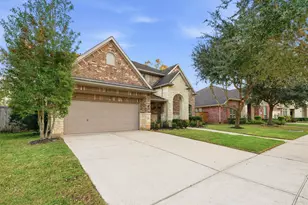 5023 Blackwater Ln, Sugar Land, TX 77479 - Photo 3