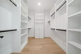 525 W 26th St, Houston, TX 77008 - Photo 27