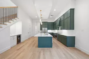 525 W 26th St, Houston, TX 77008 - Photo 15