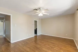 1919 Place Rebecca Ln, Houston, TX 77090 - Photo 11
