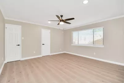 10550 Emnora Lane, Houston, TX 77043 - Photo 17