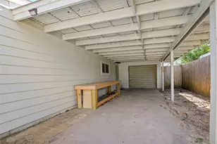 113 Tarpon Ave, Galveston, TX 77550 - Photo 9