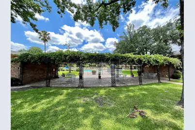 7600 Burgoyne Road #240, Houston, TX 77063 - Photo 27
