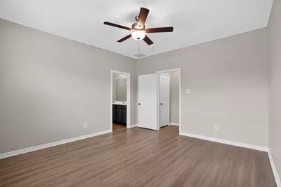 15514 Caramel Springs Drive, Conroe, TX 77303 - Photo 19