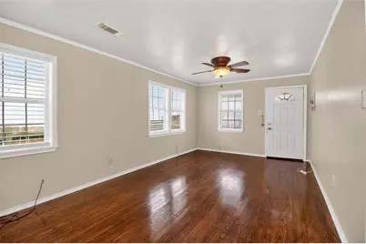 2916 Avenue M, Galveston, TX 77550 - Photo 5