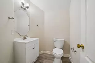5807 Bayberry Way, Sugar Land, TX 77479 - Photo 19