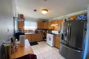 2801 6th Ave N, Texas City, TX 77590 - Photo 9