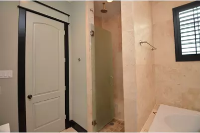 1818 Binz Street #E, Houston, TX 77004 - Photo 31