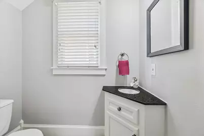1315 W 22nd Street, Houston, TX 77008 - Photo 11