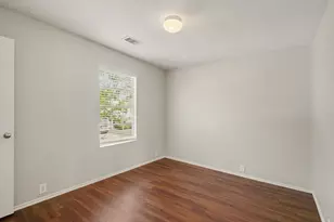 835 N Grand Plains Dr, Houston, TX 77090 - Photo 15