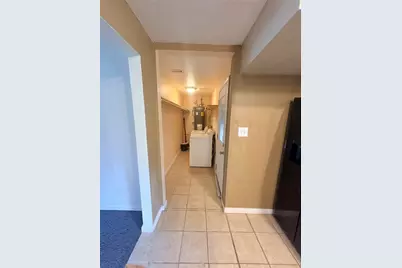 5803 Southlea Street, Houston, TX 77033 - Photo 9
