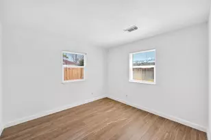 16034 Clearmeadow St, Channelview, TX 77530 - Photo 17