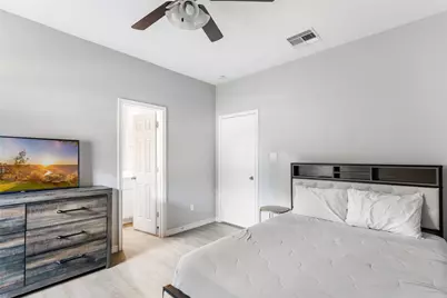 1100 Wheeler Street, Anahuac, TX 77514 - Photo 5