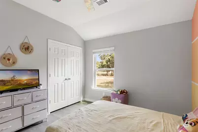 1100 Wheeler Street, Anahuac, TX 77514 - Photo 3