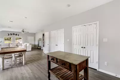 1100 Wheeler Street, Anahuac, TX 77514 - Photo 15