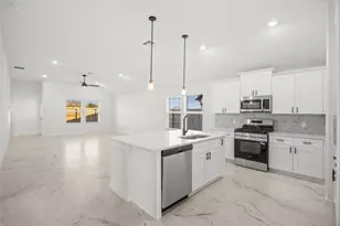 6219 Royal Palm Dr, Manvel, TX 77578 - Photo 7