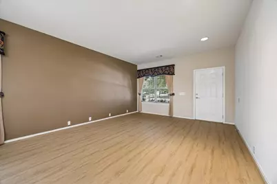 518 Honeysuckle Vine Drive, Rosenberg, TX 77469 - Photo 9