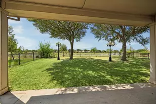 518 Honeysuckle Vine Dr, Rosenberg, TX 77469 - Photo 39
