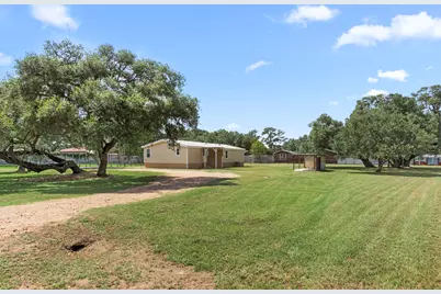 1031 County Road 152, Columbus, TX 78934 - Photo 23