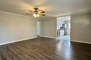 1405 N Avenue M, Freeport, TX 77541 - Photo 7