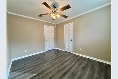 1405 N Avenue M, Freeport, TX 77541 - Photo 15