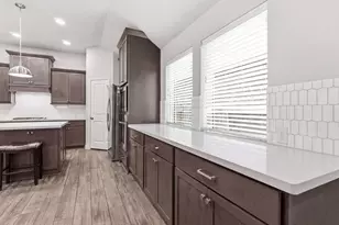 17167 Crimson Crest Dr, Conroe, TX 77302 - Photo 5