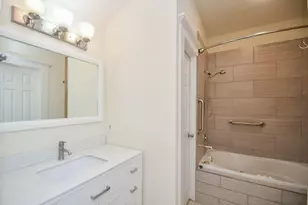 4625 Pineridge St, Houston, TX 77009 - Photo 27