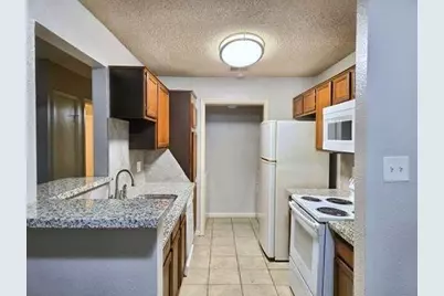 8389 Sands Point Drive, Houston, TX 77036 - Photo 3