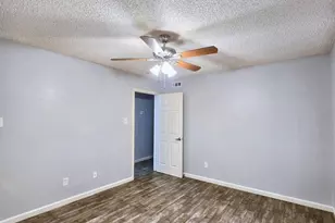 8389 Sands Point Dr, Houston, TX 77036 - Photo 9