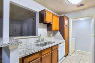 8389 Sands Point Dr, Houston, TX 77036 - Photo 3