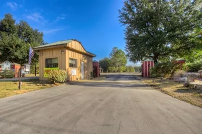 5 W Forest Drive, Huntsville, TX 77340 - Photo 21