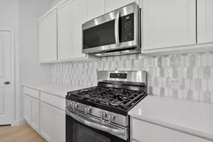 2716 Pne Blf Dr, Rosenberg, TX 77469 - Photo 9