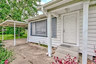 1504 Ave K, Nederland, TX 77627 - Photo 9