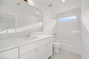 9603 Carousel Ln, Houston, TX 77080 - Photo 15