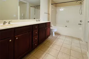 7575 Kirby Dr, Houston, TX 77030 - Photo 9