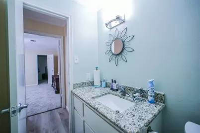 9511 Sharpcrest Street, Houston, TX 77036 - Photo 25