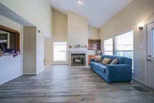 9511 Sharpcrest St, Houston, TX 77036 - Photo 5