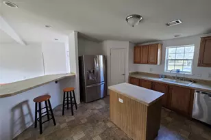 17011 Park St, Alvin, TX 77511 - Photo 7