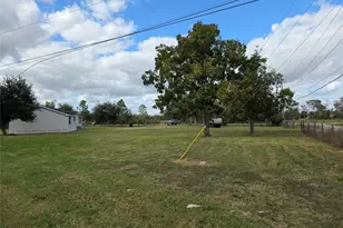 17011 Park St, Alvin, TX 77511 - Photo 19